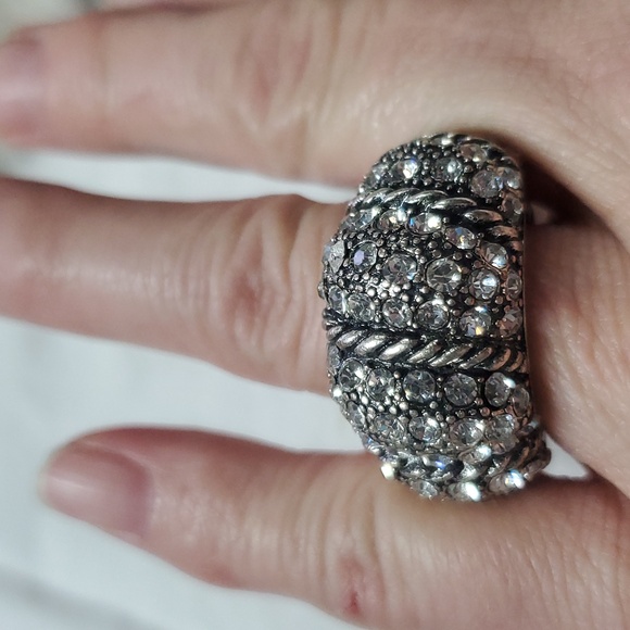 Jewelry - Dome‎ stretch ring